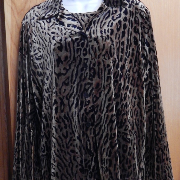 CLIO 2-PIECE VELOUR LEOPARD PRINT TOP, JACKET NWOT - Picture 1 of 6